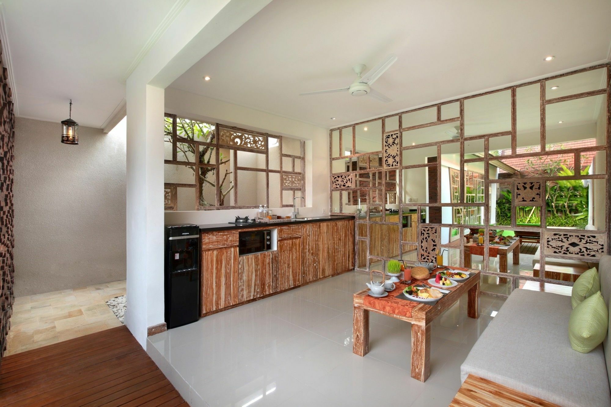Manca Villa Canggu By Ini Vie Hospitality Екстериор снимка